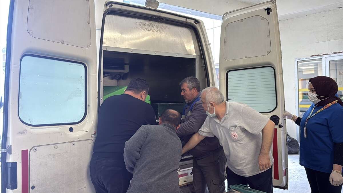 Ekmek parası peşindeyken kaza kurbanı olan 7 kişiye yürek yakan veda 4